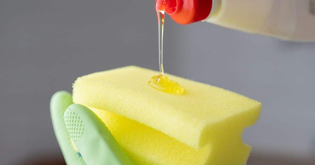 Best Way to Remove Stains from Coffee Pot