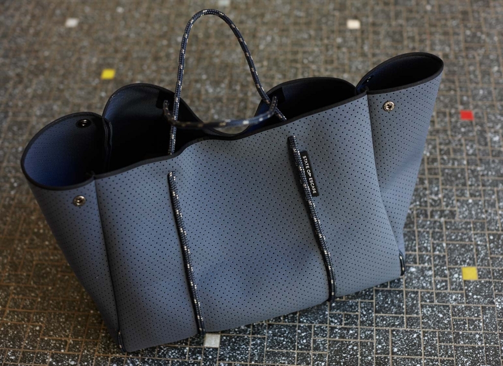 STATE OF ESCAPEのバッグは夏でも冬でも大活躍！日本でも購入可能なオーストラリア発のブランドだよ Hello From