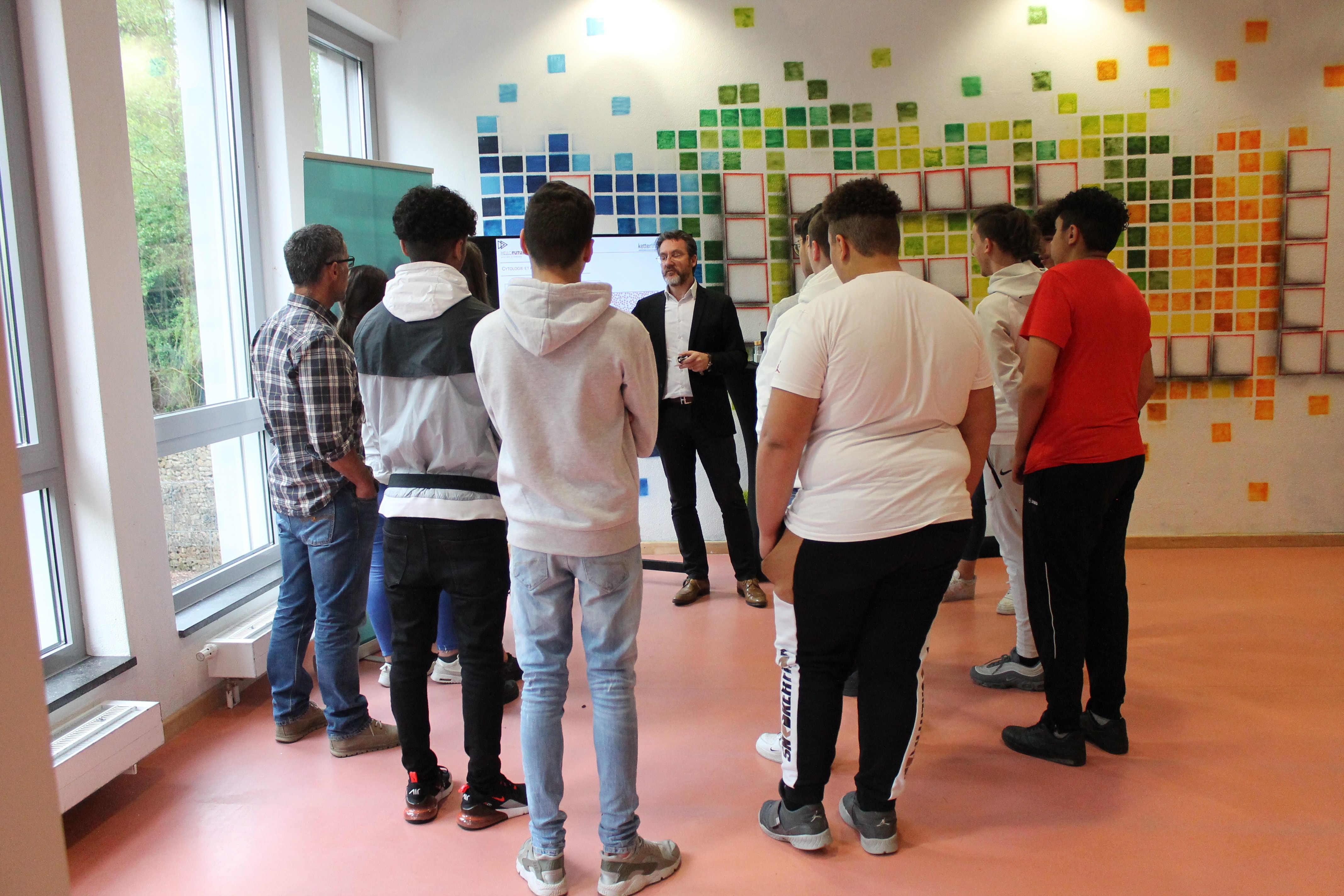 Lycée des Arts et Métiers Campus Dommeldange (2) Hello Future