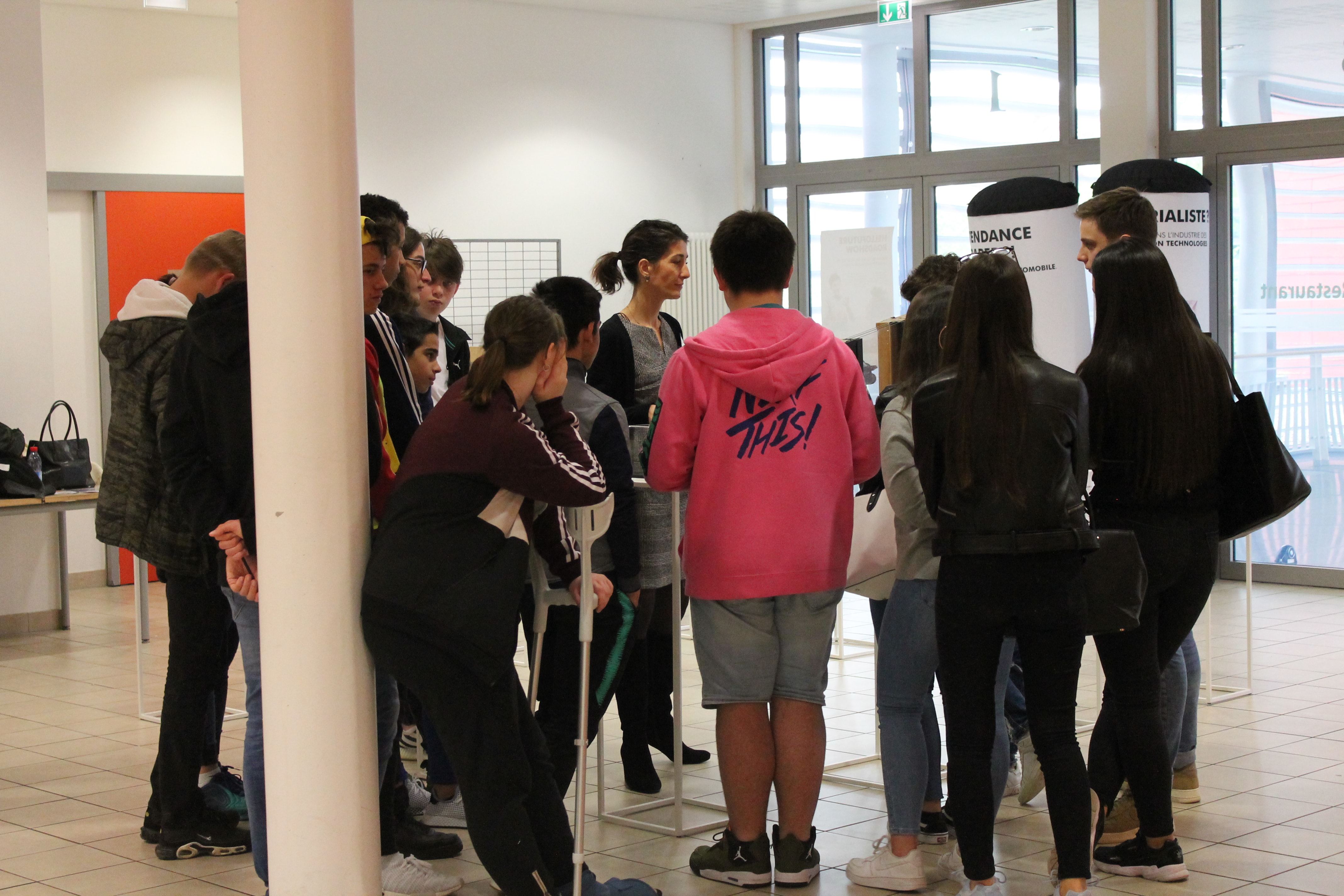 Lycée des Arts et Métiers Campus Dommeldange (2) Hello Future