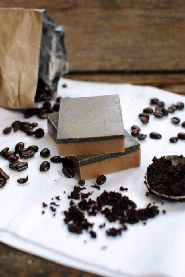 Coffee Scrub 9 Uses for Coffee Grounds HelloGlow.co