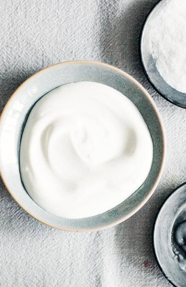 How to Make An AtHome Yogurt Face Mask HelloGlow.co