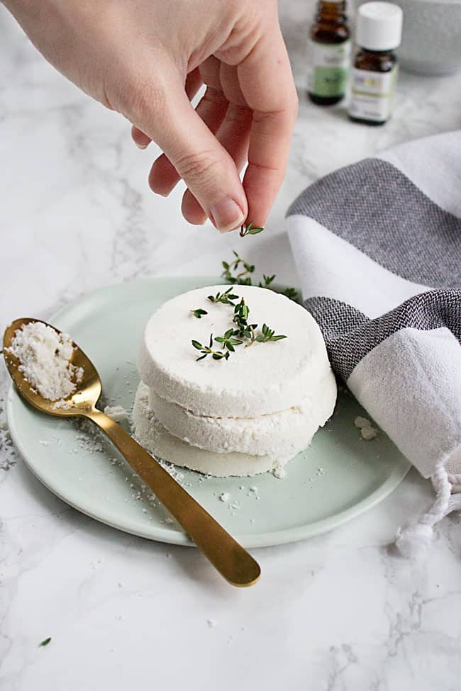 How to Make Essential Oil Bath Bombs Without Citric Acid Hello Glow