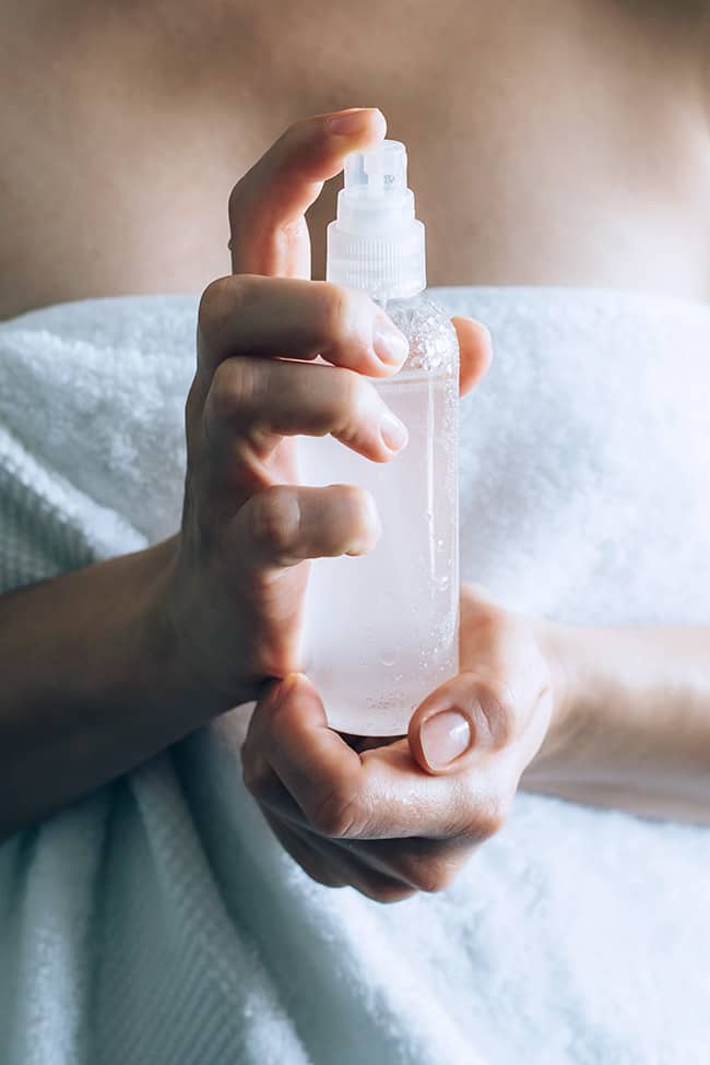 DIY Lavender Lemonade Body Spray HelloGlow.co