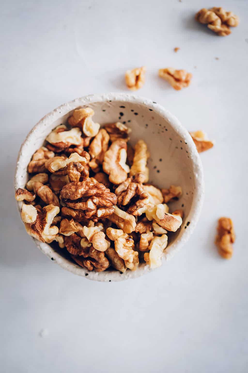 A Nutritionist Shares The 12 Best High Protein Snacks Hello Glow