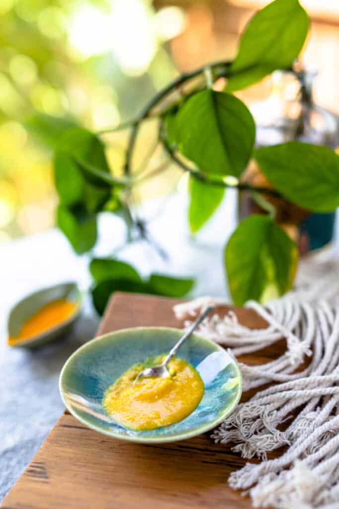 10 DIY Coconut Oil Face Mask Recipes for Every Skin Issue Hello Glow