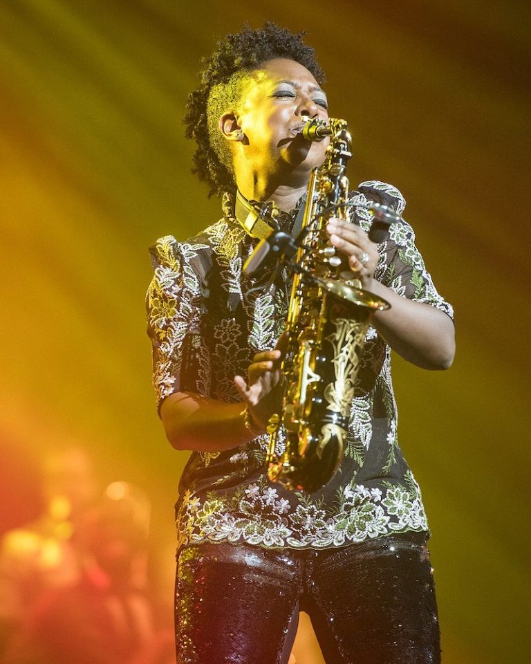 The 14 Greatest And Most Famous Female Saxophone Players