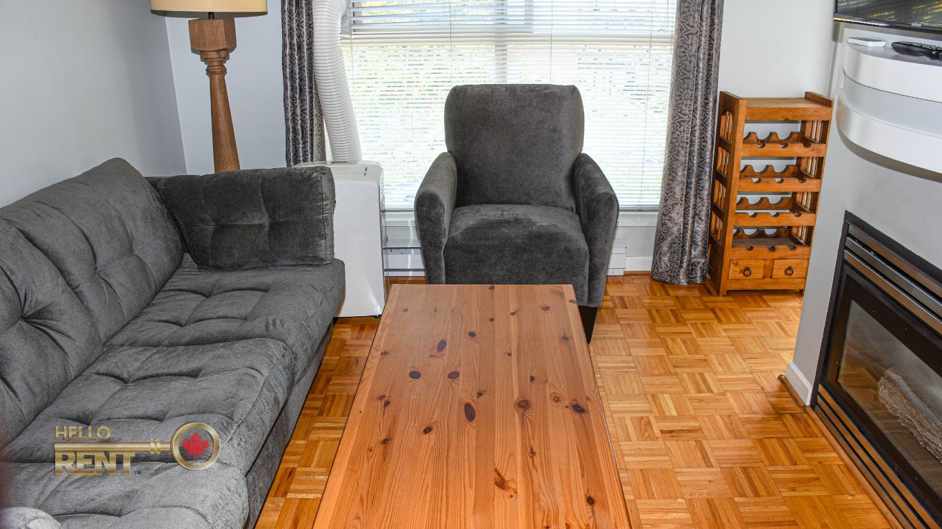 SHIPYARDS FURNISHED SUITE 332 Lonsdale Avenue, North Vancouver Condo