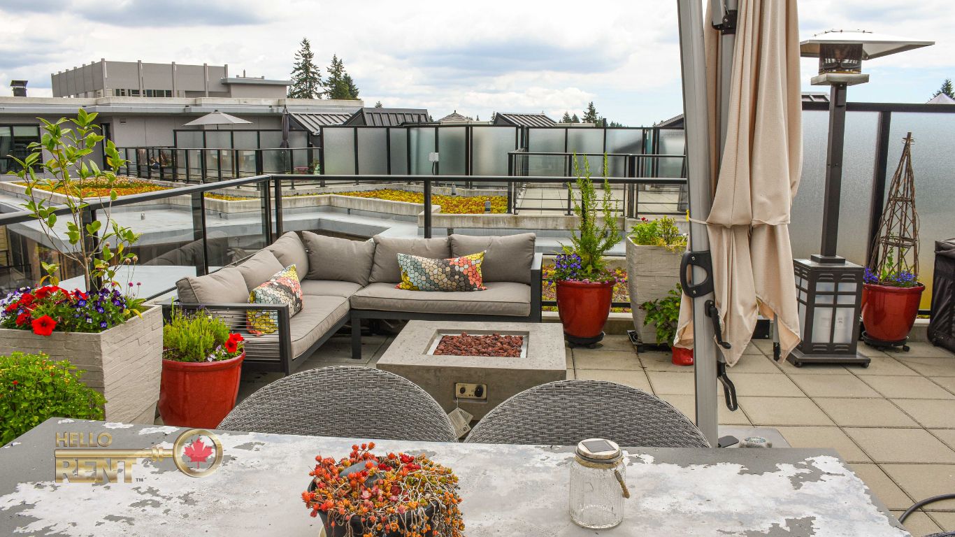 THE CONNAUGHT IN EDGEMONT VILLAGE 3220 Connaught Cres North Vancouver