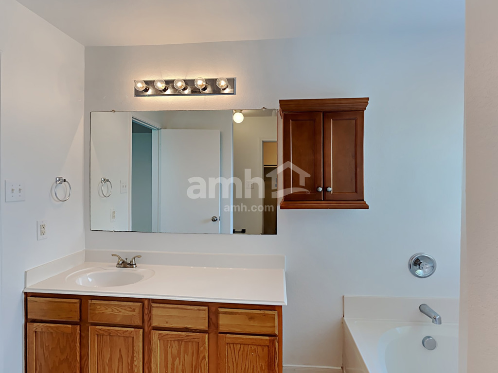 Section 8 houses for rent in North Las Vegas, NV 3bedroom, 2bath for rent 1,000/month