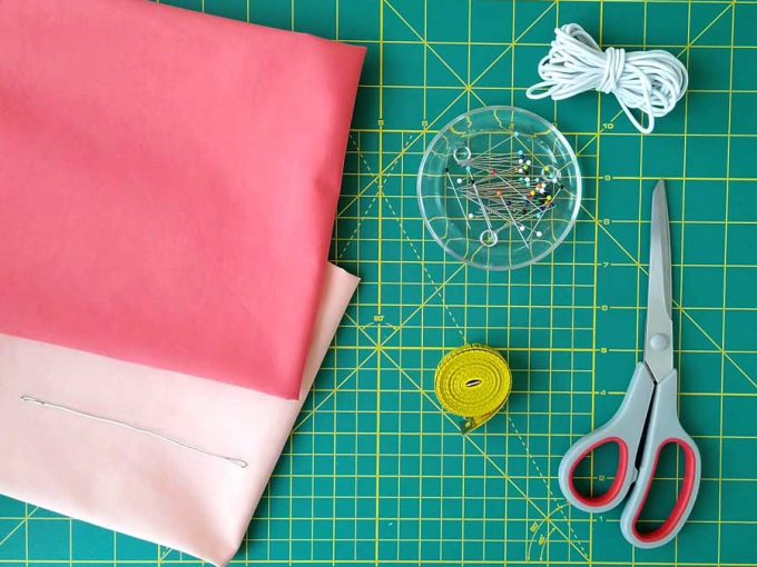 Best FITTING Face Mask With Size Calculations For Custom Fit ⋆ Hello Sewing