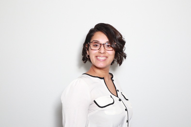 Amanda Gonzalez Hello Smart Cards