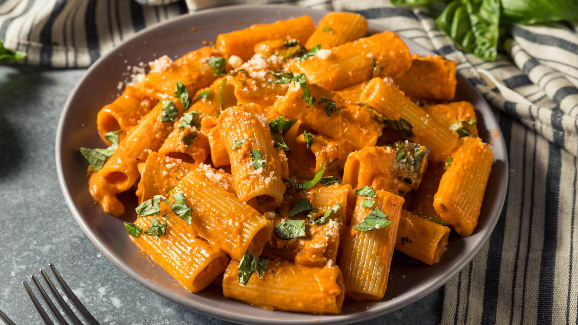 Vegane Pasta alla Wodka. 100 vegan Super lecker HelloVegan.de