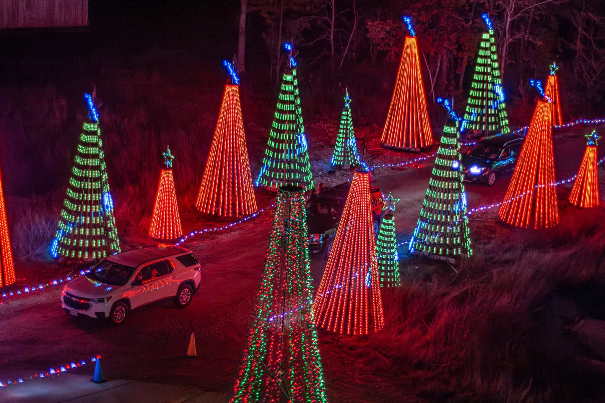 Big Rivers Waterpark Christmas Lights Hello Woodlands