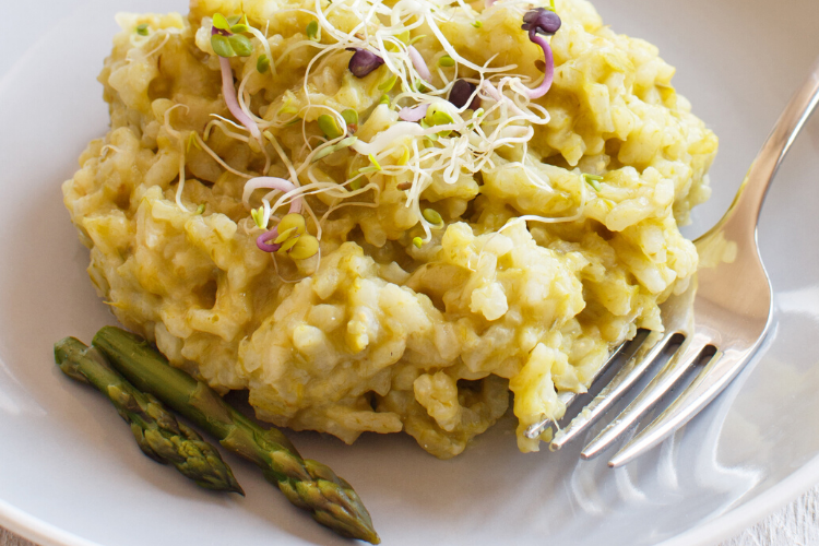 Gordon Ramsay's Guide to Asparagus Risotto Fresh, Creamy, and Flavorful Hell's Kitchen Recipes