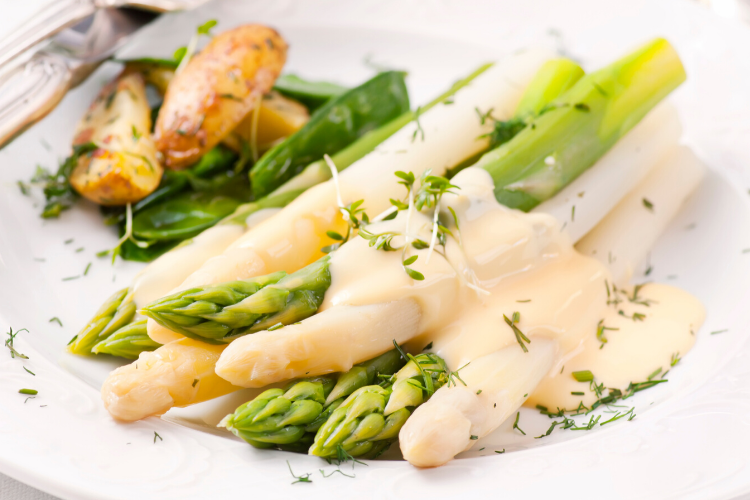 Gordon Ramsay's Tips for Cooking Exquisite Asparagus Savor the Flavor