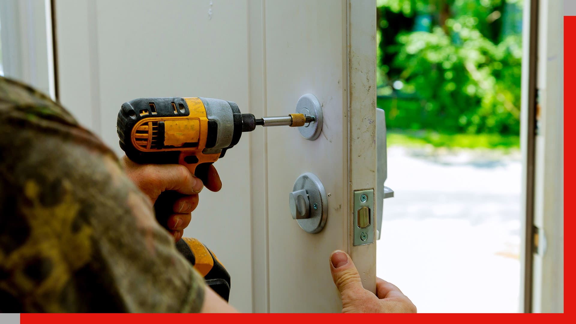 24/7 Commercial Lock Installation Service I HPM Locksmith