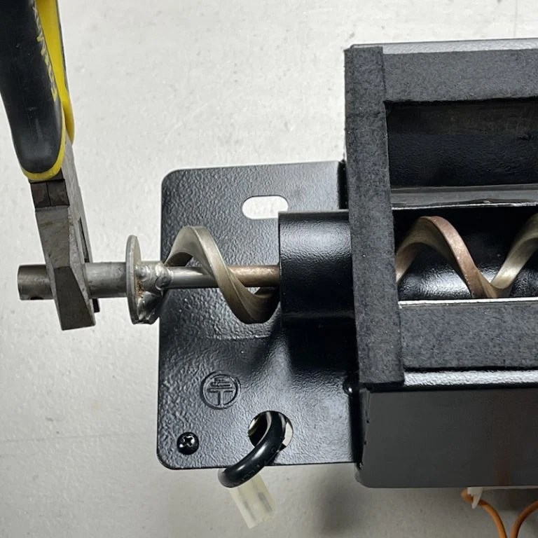 Free A Stuck Auger Shaft Z Grills Australia Knowledge Centre