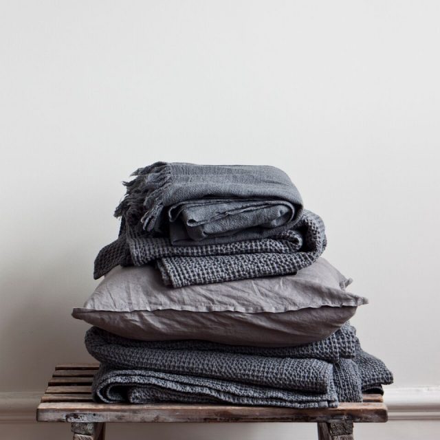 Bäddlakan Set Hemtrender Fina stentvättade bäddlakan från Tell me more