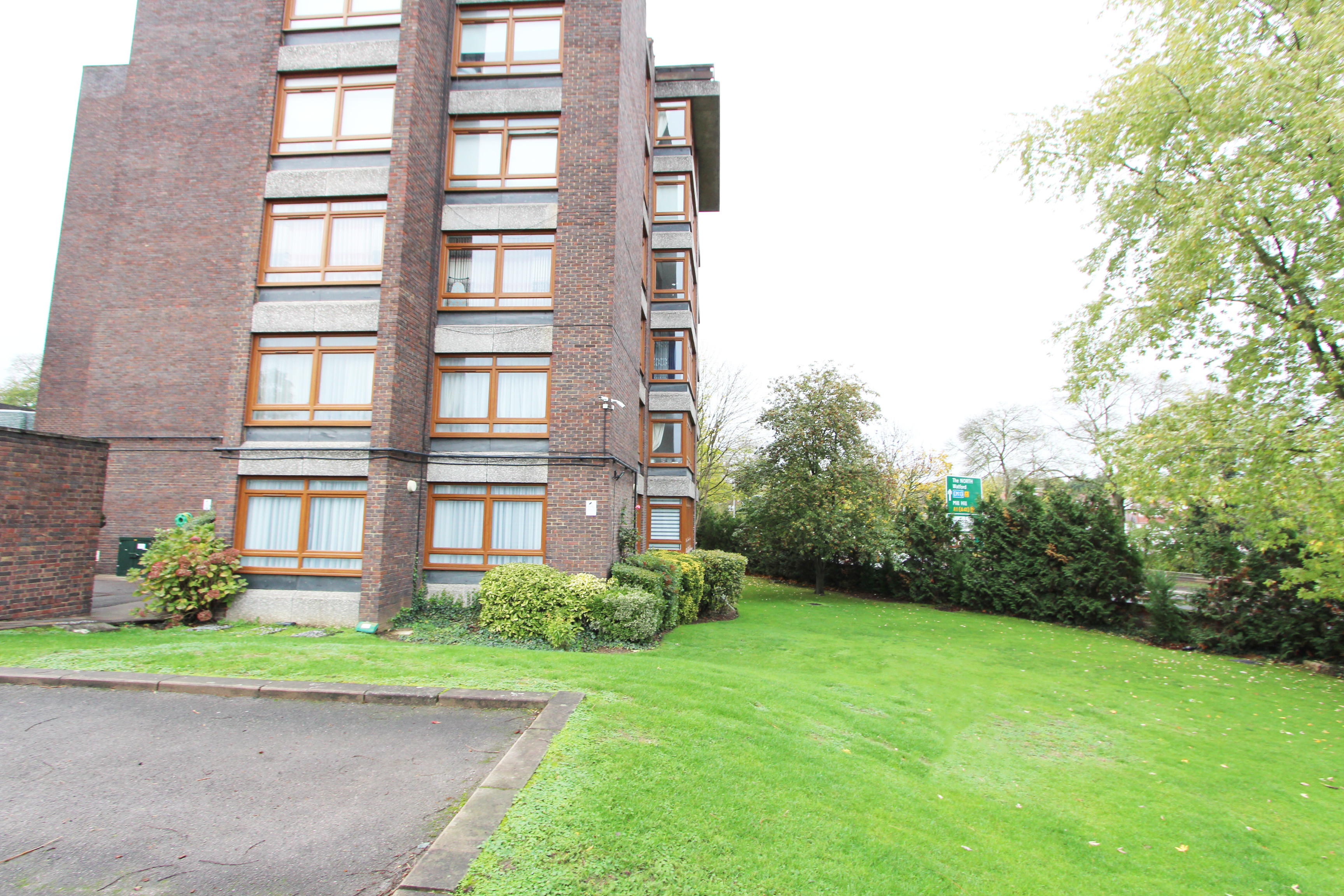 Hendon Estates Westchester Court