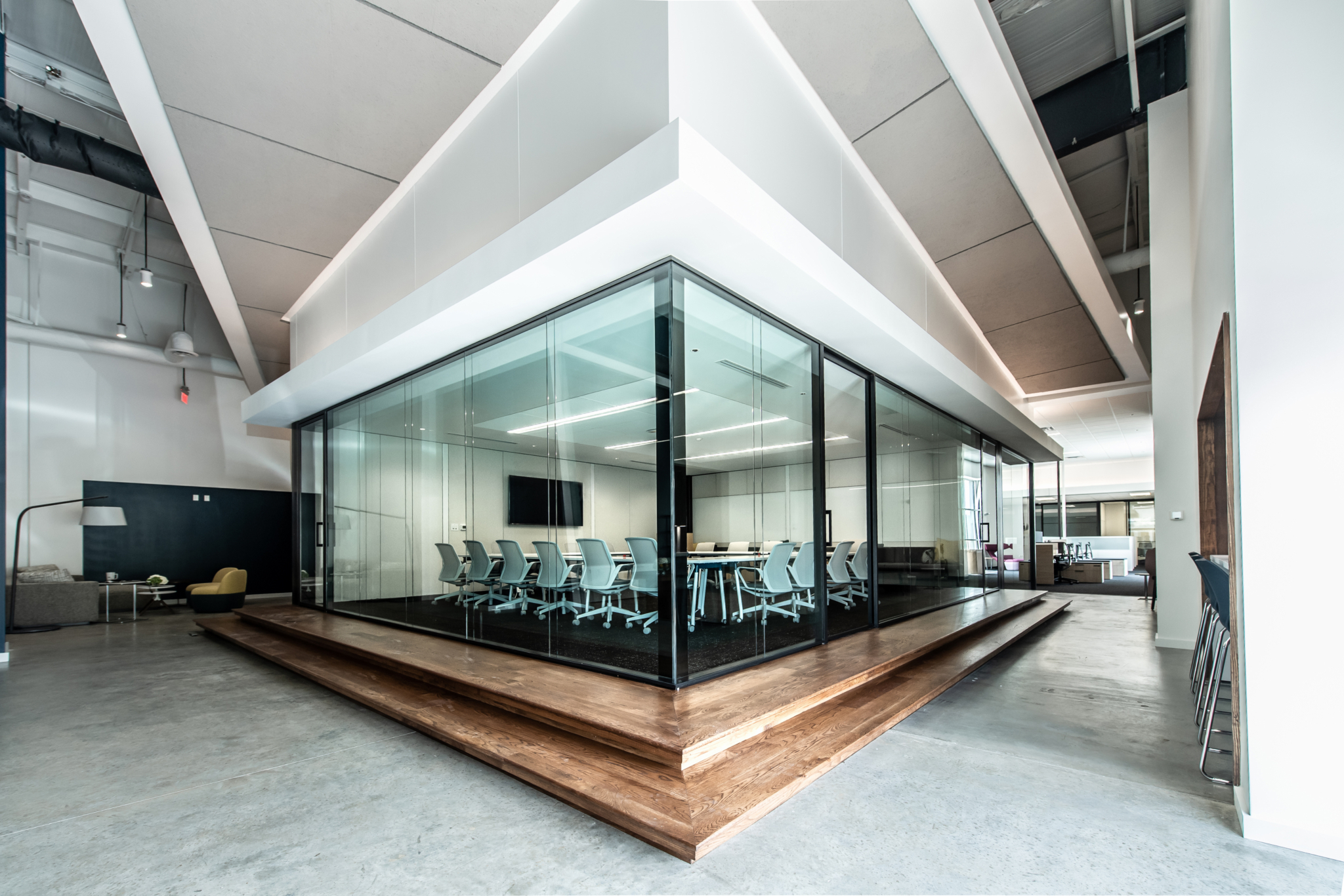 Hendrick IMA Corporate Interior's Office and Showroom