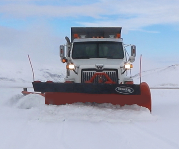 Parallel Lift Plows For Trucks Henke