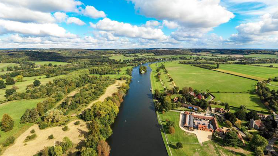 Book Moorings in Henley Henley Boating Company