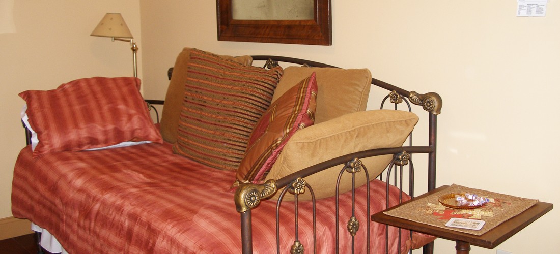 The Balcony Room Henniker House B&B