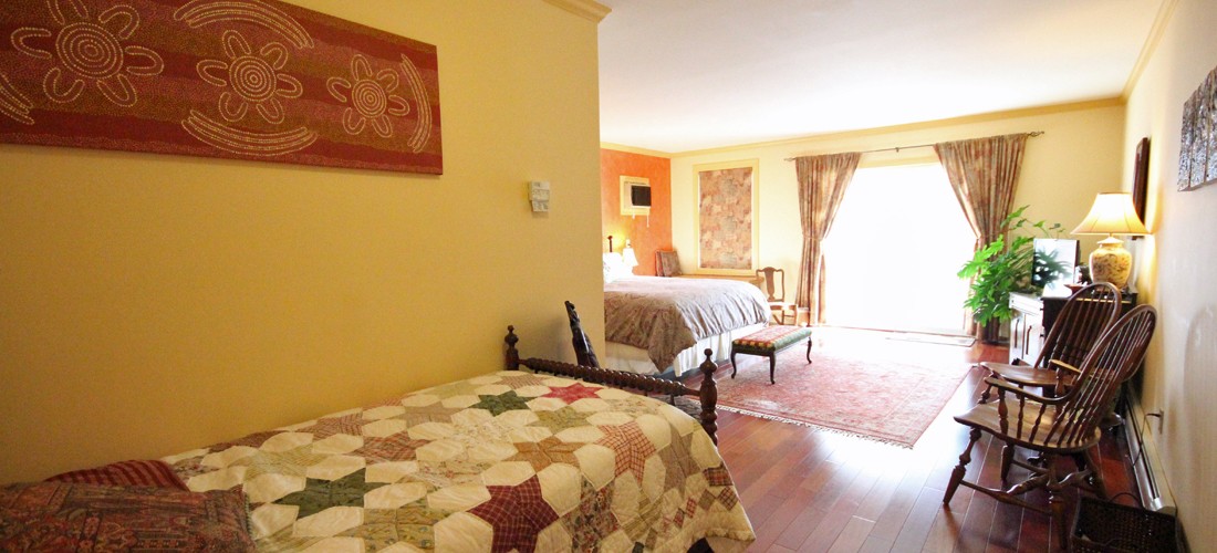 The Pear Room Henniker House B&B