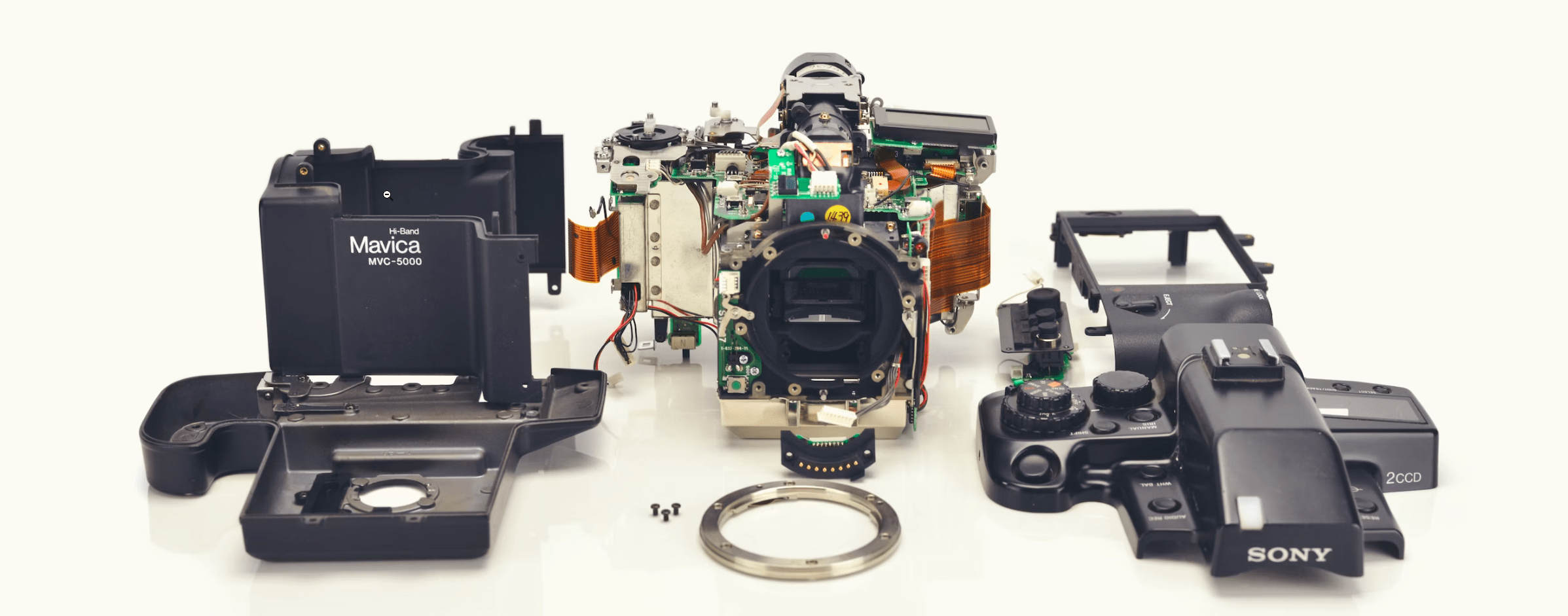 Does Henry's do camera repair? Henry's