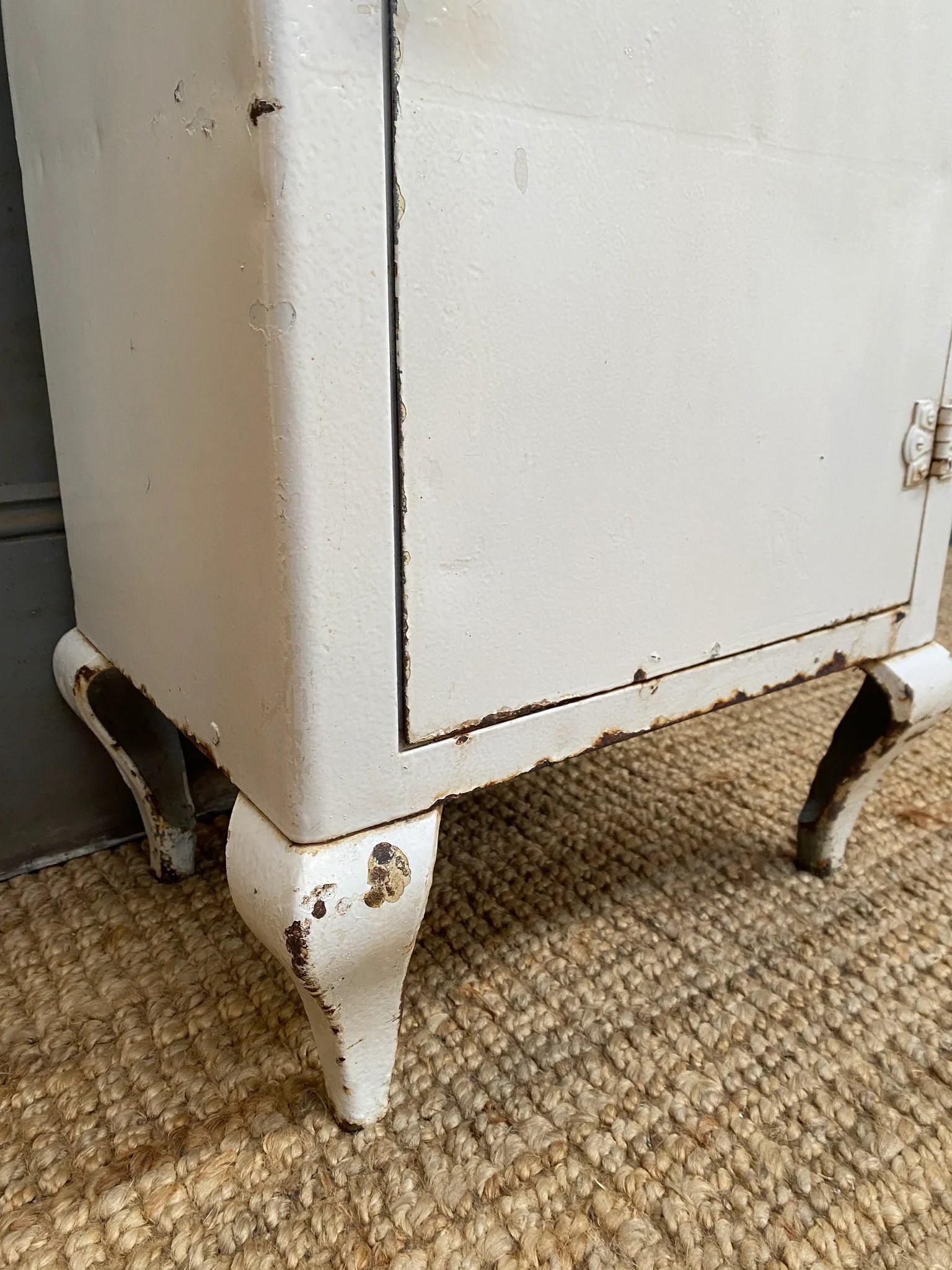 Antique Hospital Bedside HensTeethTrading