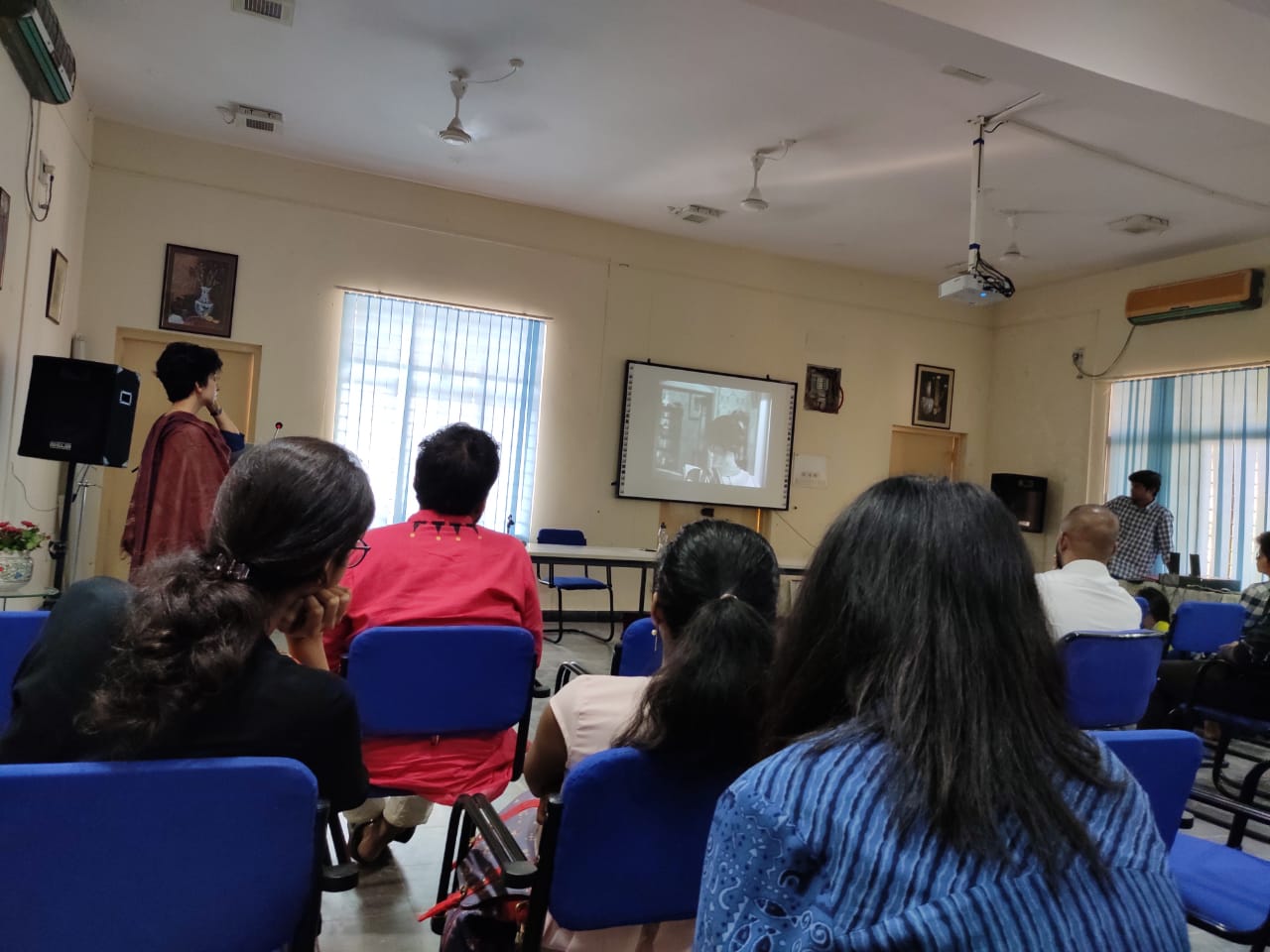 Bricolage Exploring Looking, Seeing and Reading in the Bricolage Exploring Looking, Seeing and Reading in the