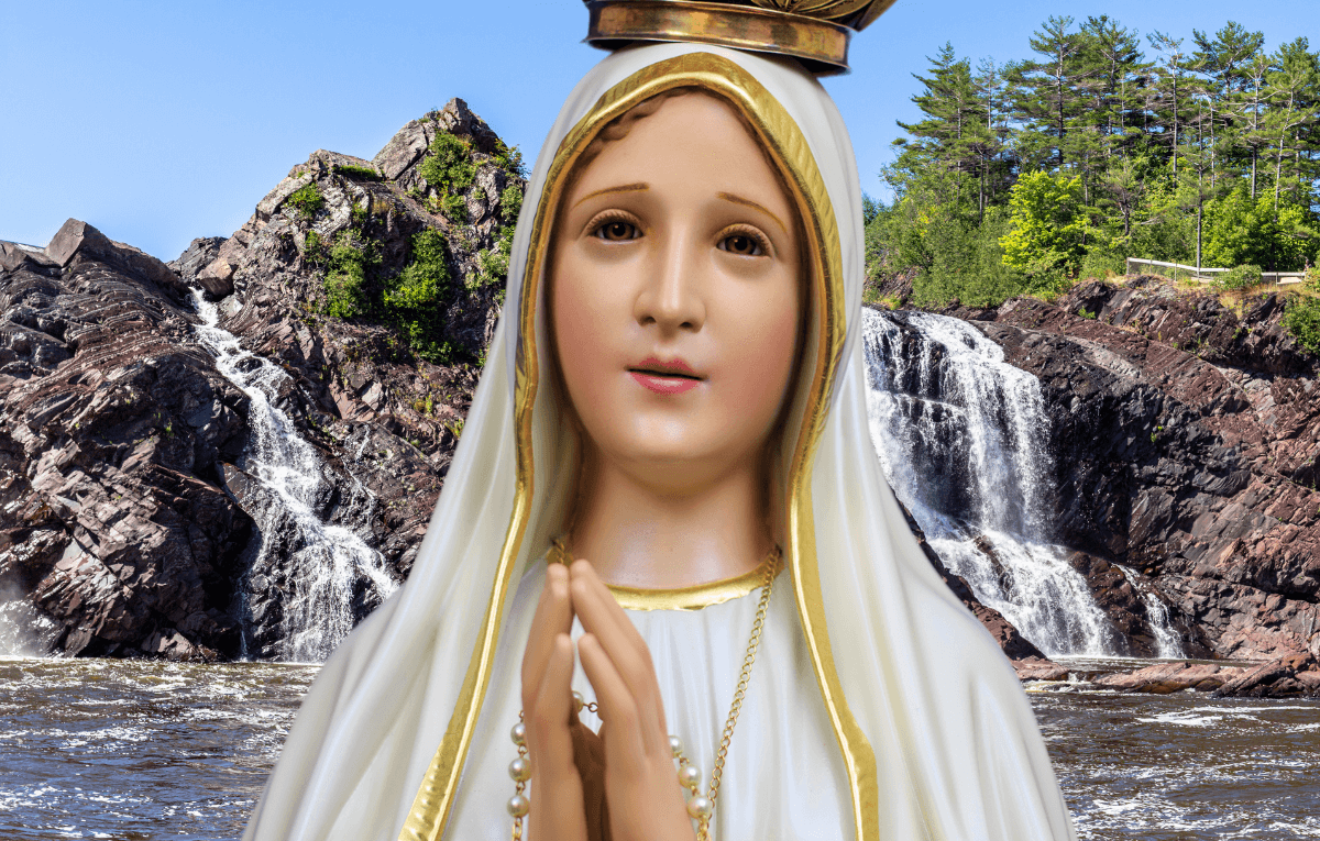 La Très Sainte Vierge Marie nous aime parce que nous sommes ses enfants