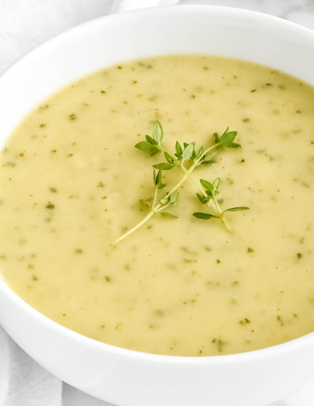 Creamy Zucchini Soup Herbs & Flour