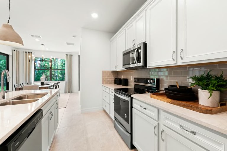 Cedar River Hall & Hampton Lakes