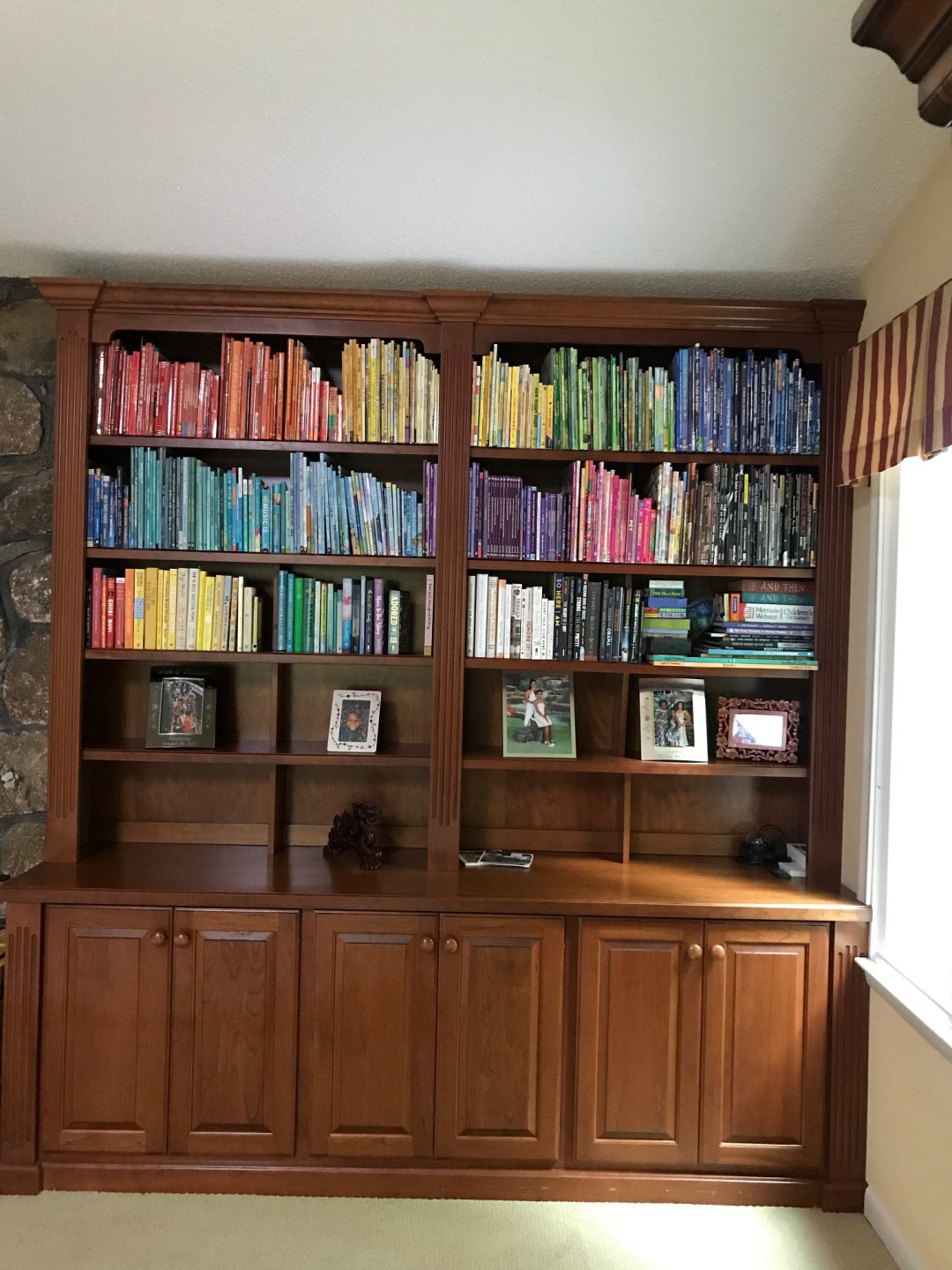 How We Organize Our Books at Home + Where to Find Free or Discounted