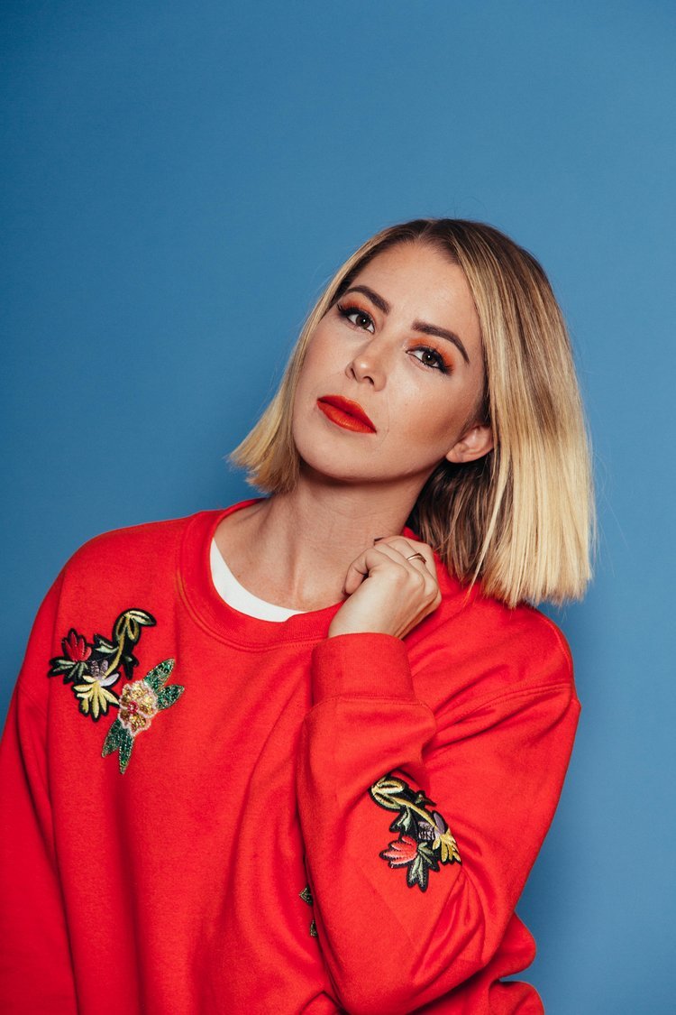 Meet Author, Filmmaker, and Digital Creator, Kelsey Darragh | Her First $100K