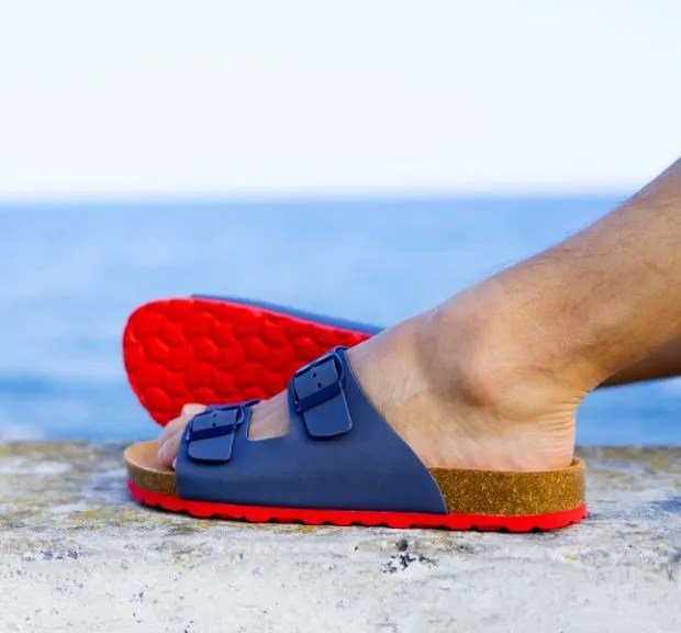 Comfortable Sliders for Men to Wear in & out of Home 2023