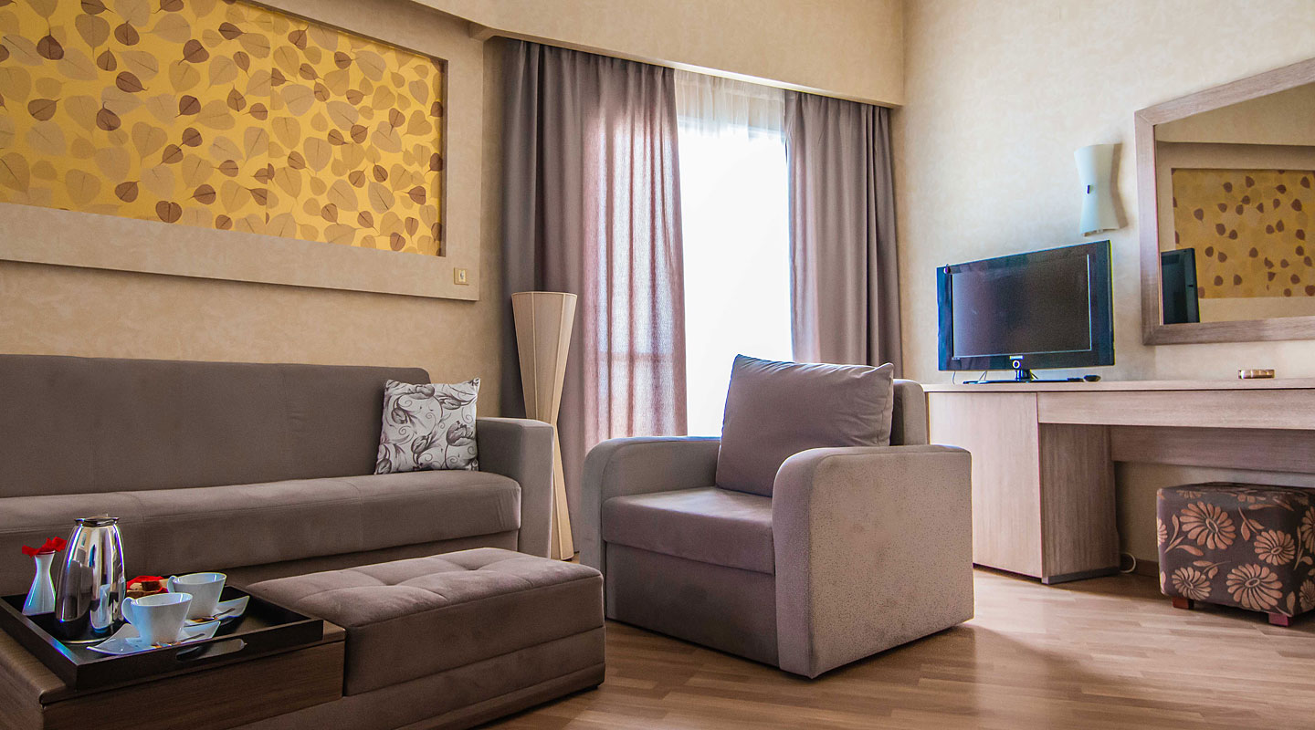 Hermes Hotel Hermoupolis, Syros Hotels in Syros, Cyclades Greece
