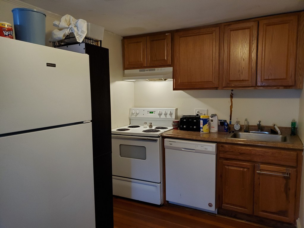 10 Becket Street (Salem) Herrick Lutts