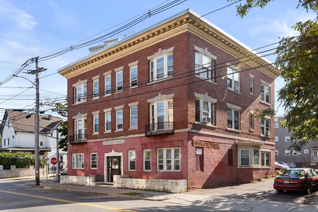 565 Beach Street (Revere) Herrick Lutts