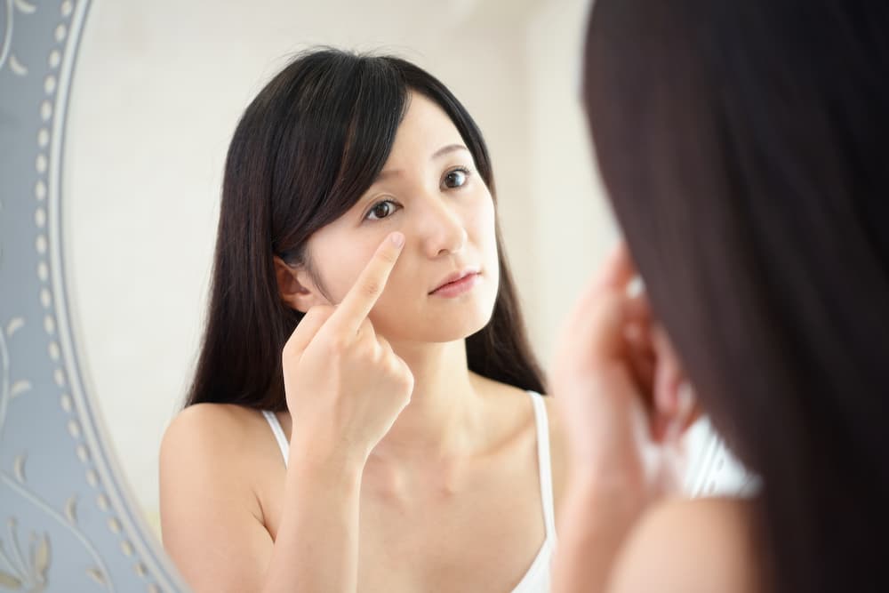 目袋がひどくて小さくしたい場合の解消方法とは？ ハーリス