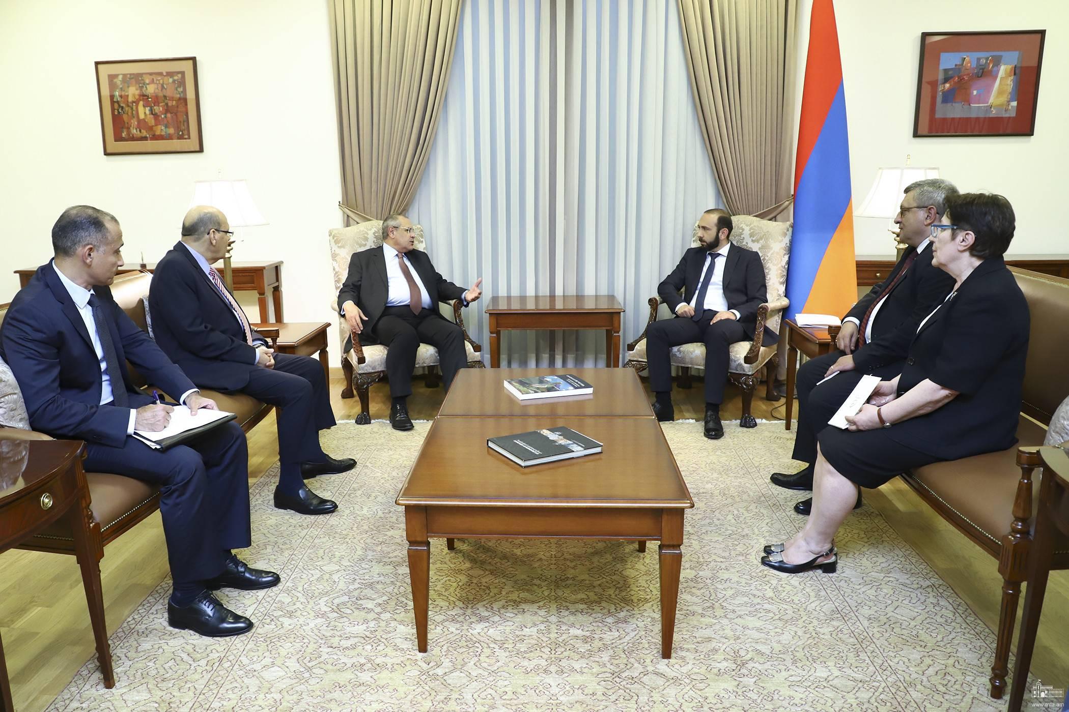 Armenian, Egyptian Foreign Ministry Delegations Meet in Yerevan