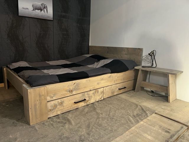 2-Persoons Bed Met 2 Lades Kopen | Het Steigerhouthuis