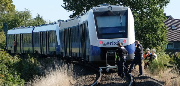Mutter (35) stirbt bei Unfall auf Bahnübergang heute.at 100026592 Diashow