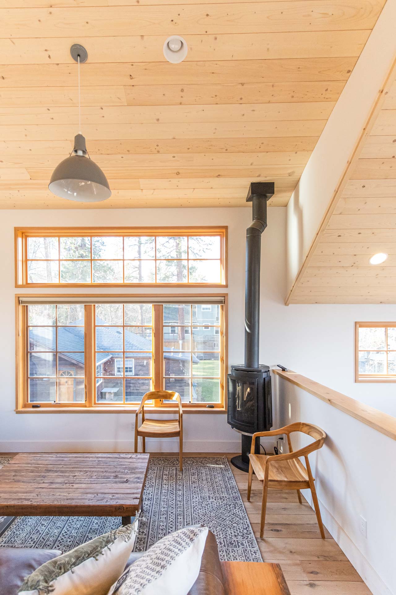 Columbia Home (Hood River, Oregon) Hewn