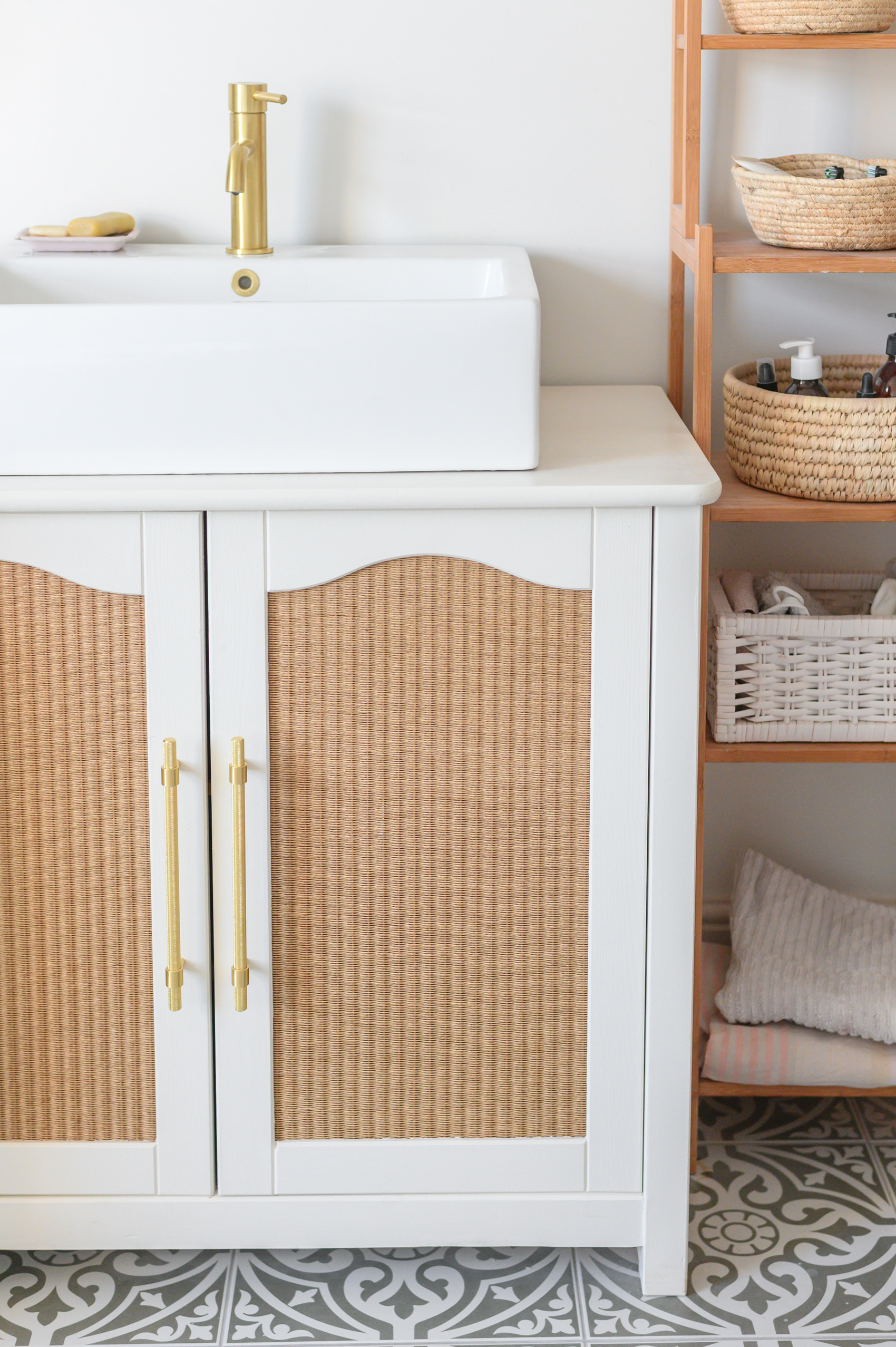 Bathroom Vanity Diy / Diy Bathroom Vanity For 65 Diy Bathroom Vanity