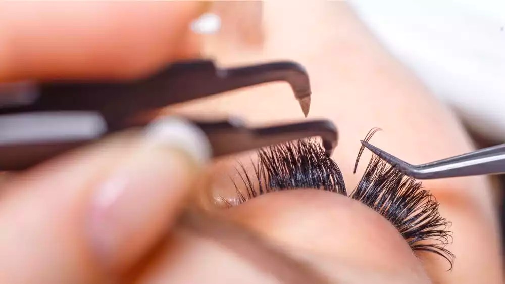 Do Lash Extensions Damage Your Lashes?
