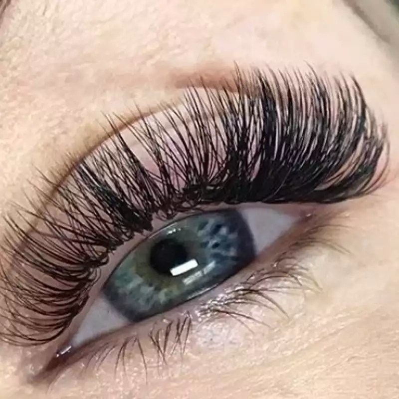 Classic VS Hybrid VS Volume Lash Extensions Which Are Yours?