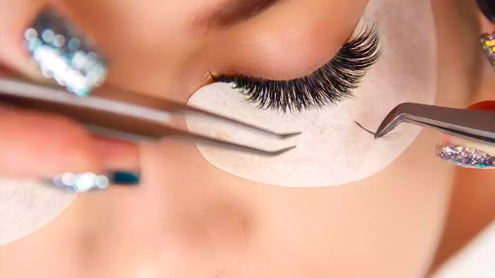 Do Lash Extensions Damage Your Lashes?
